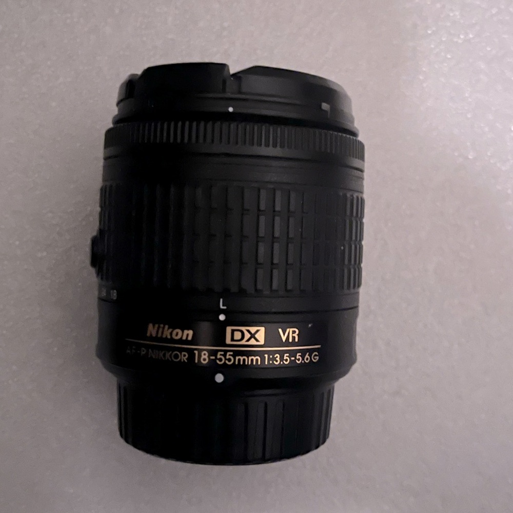 Nikon 18-55mm